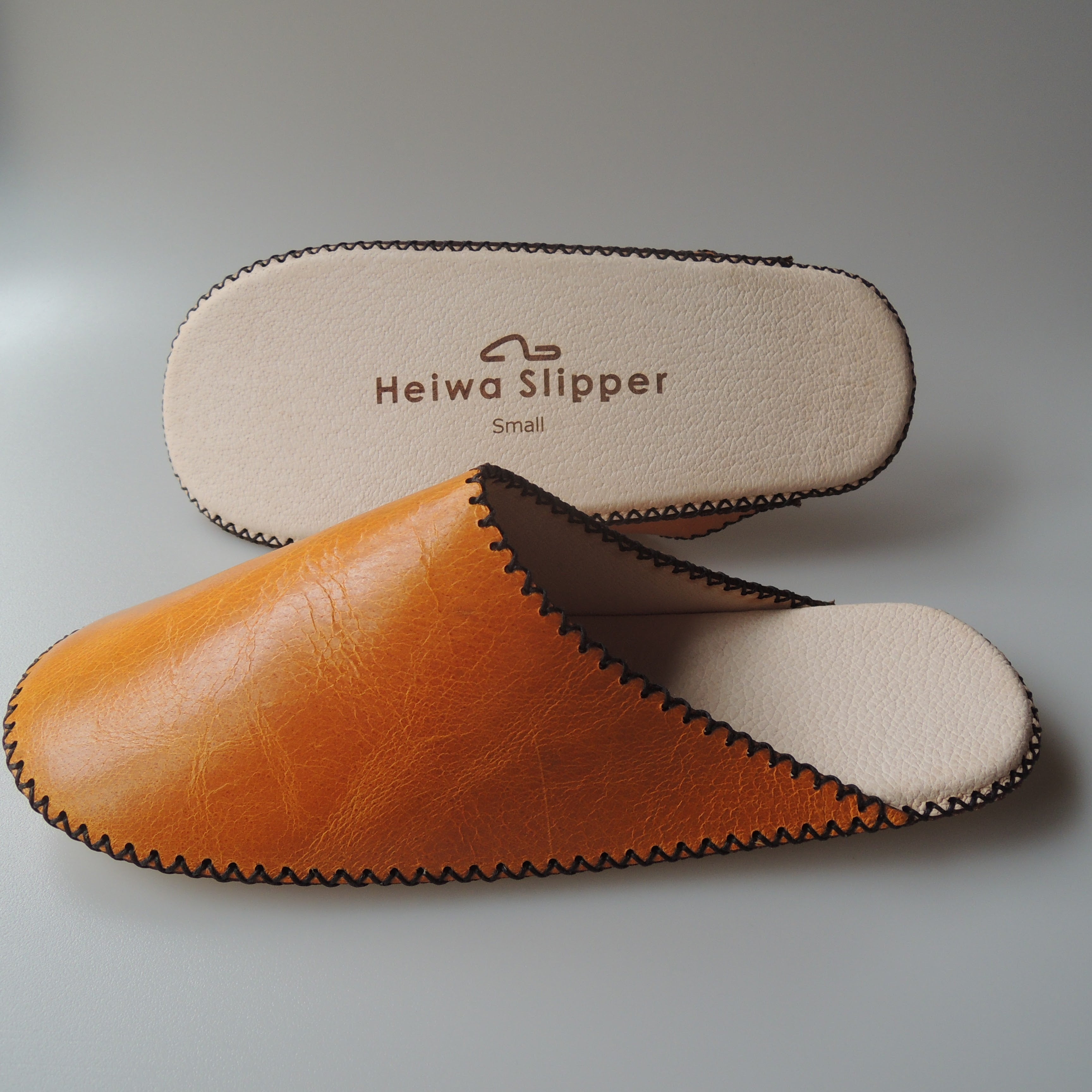 Japanese leather online slippers