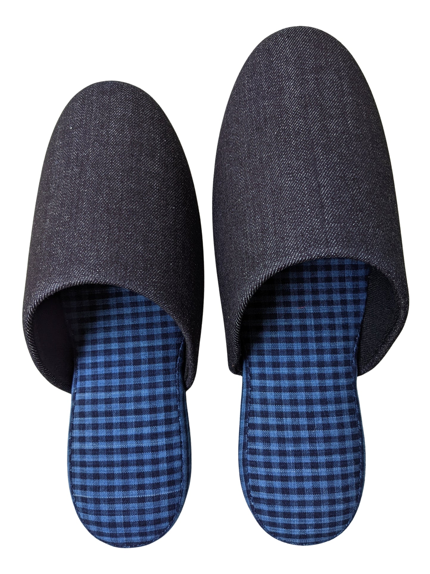 Hausschuhe aus Denimblau mit Karomuster und schwarzer Wollfilzsohle, 2 Größen: Large/XL