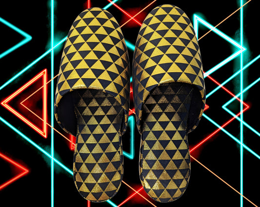 The message from this triangular pattern ~ beautiful and luxurious slippers