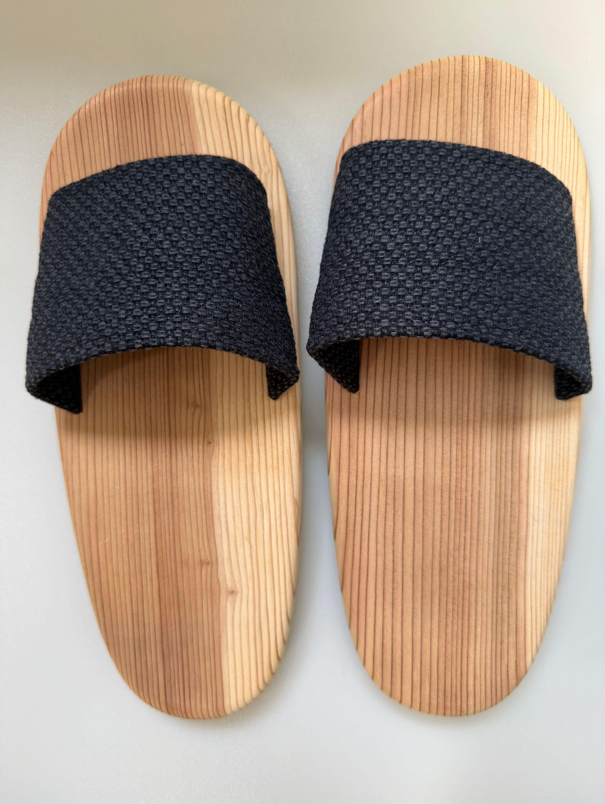 Natural Japanese Cedar GETA Slippers [Unfinished Wood / Outdoor & Indoor]