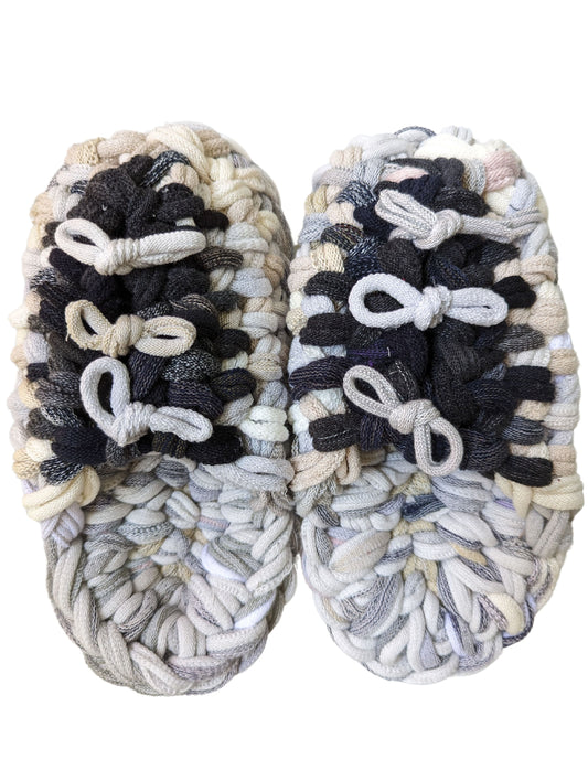 Medium | Knit up-cycle slippers 2024-M54 [Medium]