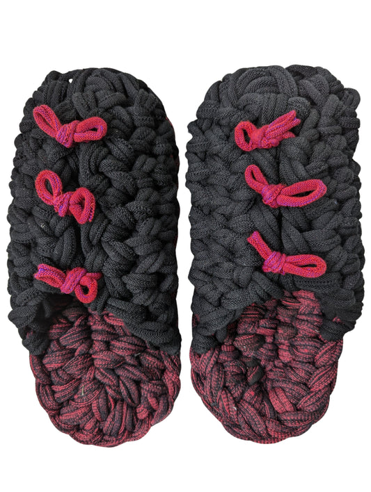 Medium | Knit up-cycle slippers 2024-M111 [Medium]