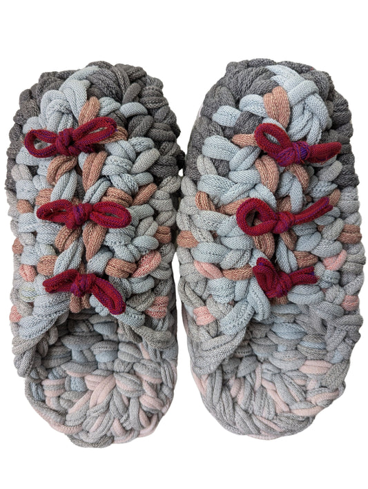 Medium | Knit up-cycle slippers 2024-M105 [Medium]