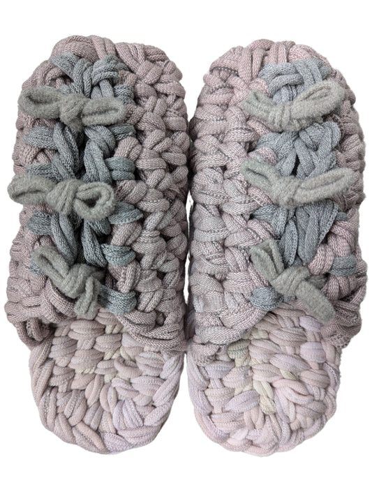 Medium | Knit up-cycle slippers 2024-M117 [Medium]