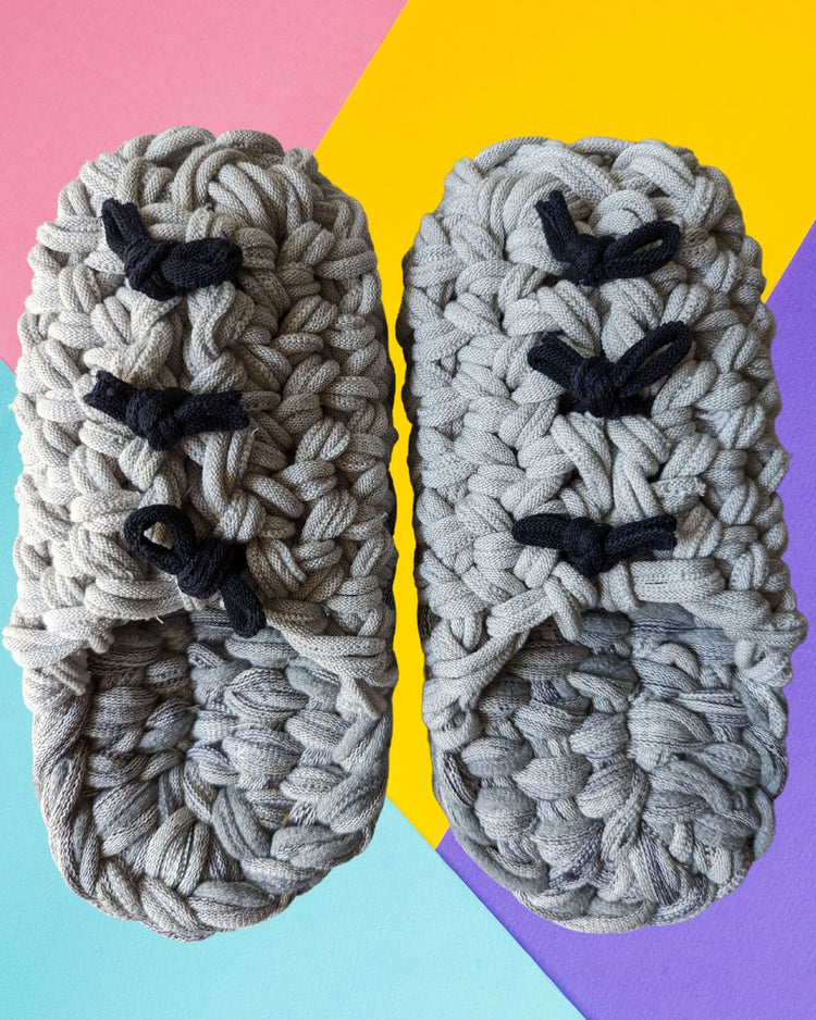 Medium | Knit up-cycle slippers 2023-M02 [Medium]
