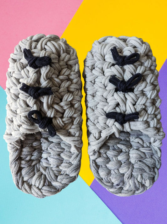 Medium | Knit up-cycle slippers 2023-M02 [Medium]