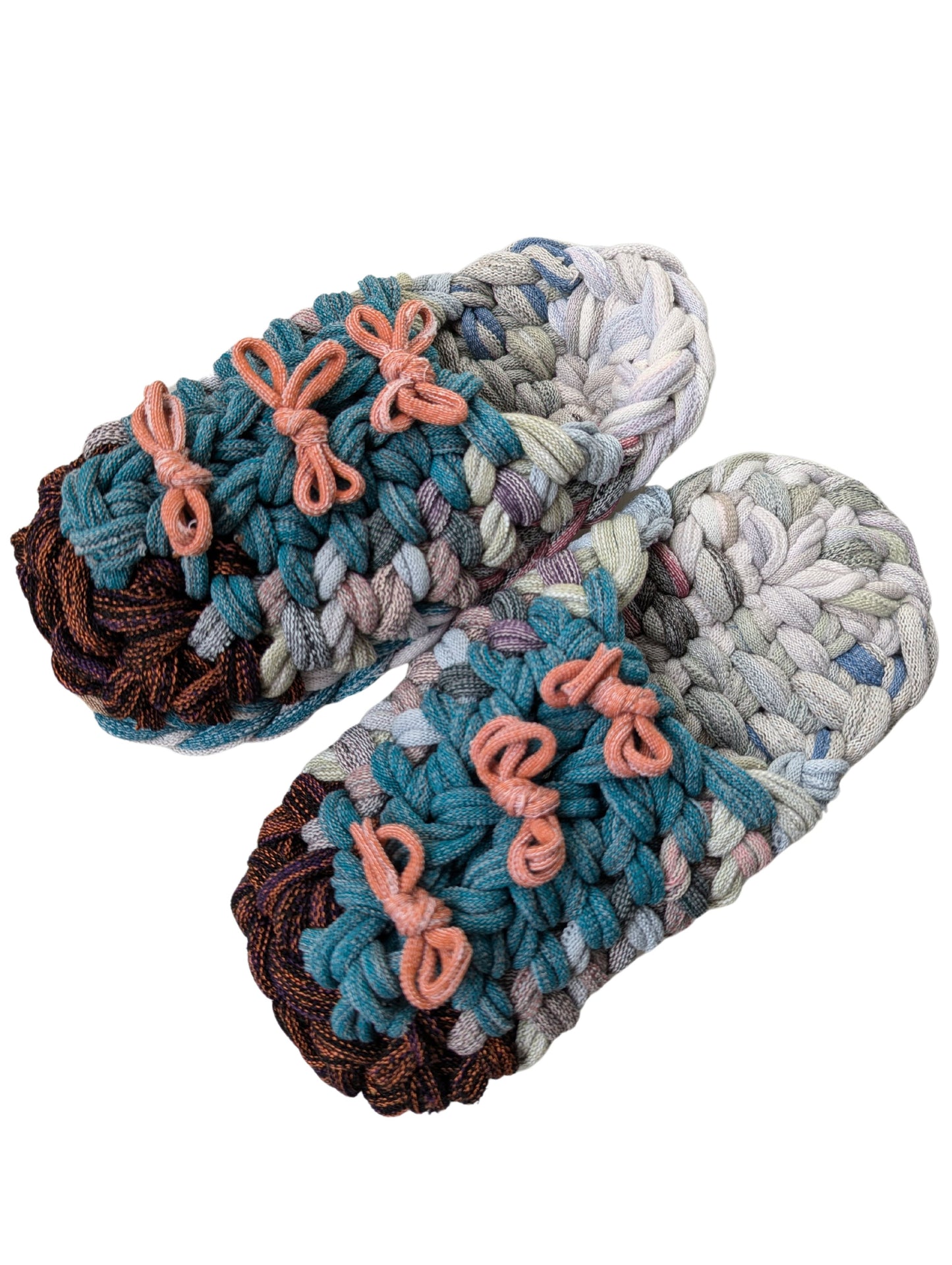 Medium | Knit up-cycle slippers 2024-M107 [Medium]