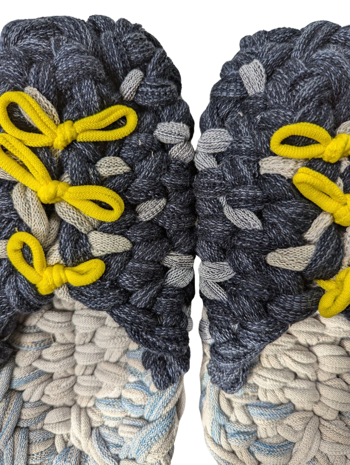 Medium | Knit up-cycle slippers 2024-M112 [Medium]