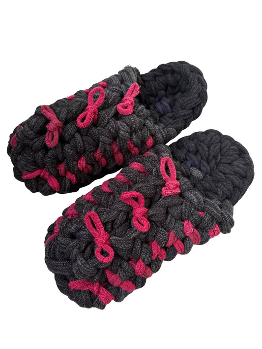Large | Gestrickte Up-Cycle Hausschuhe 2025-Large31 [Large] 