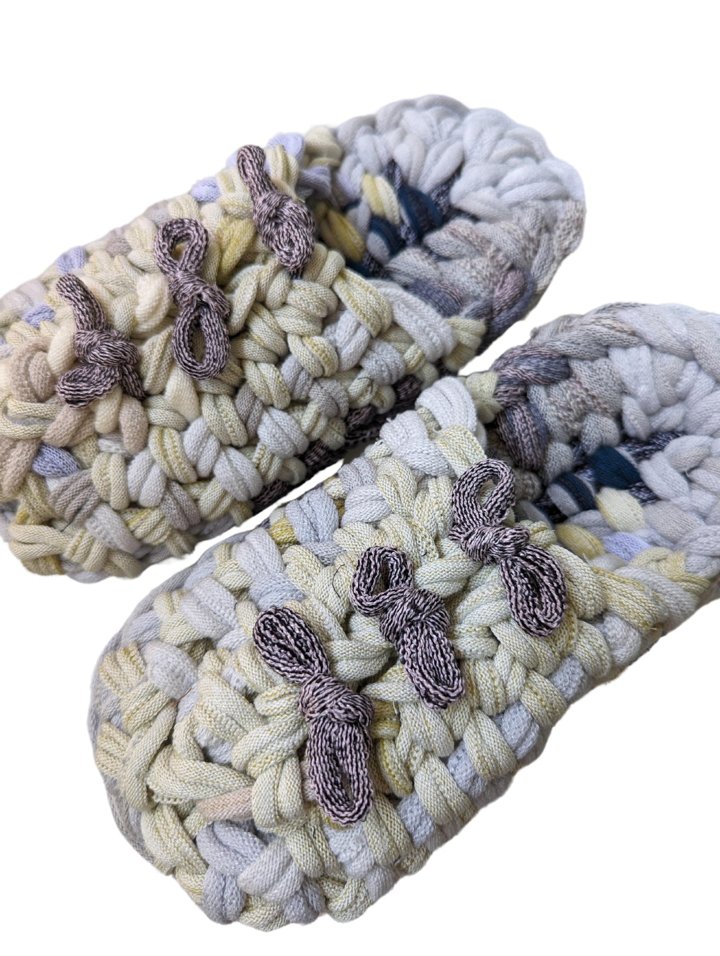 Medium | Knit up-cycle slippers 2024-M52 [Medium]