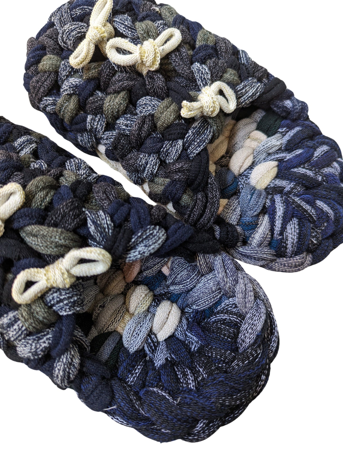 Medium | Knit up-cycle slippers 2024-M58 [Medium]