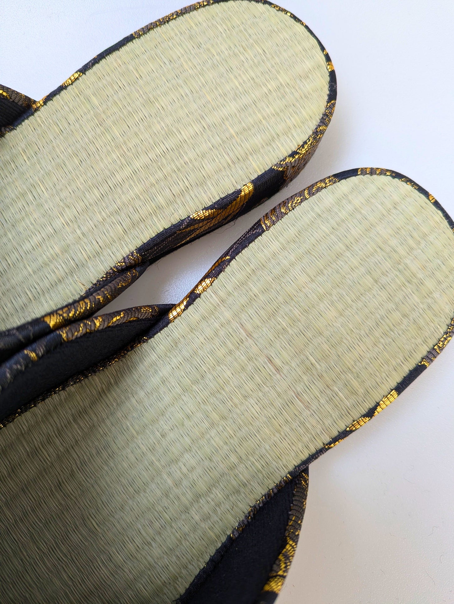 TATAMI × Baihu Byakko Tiger Slippers [Black Wool Felt Sole]