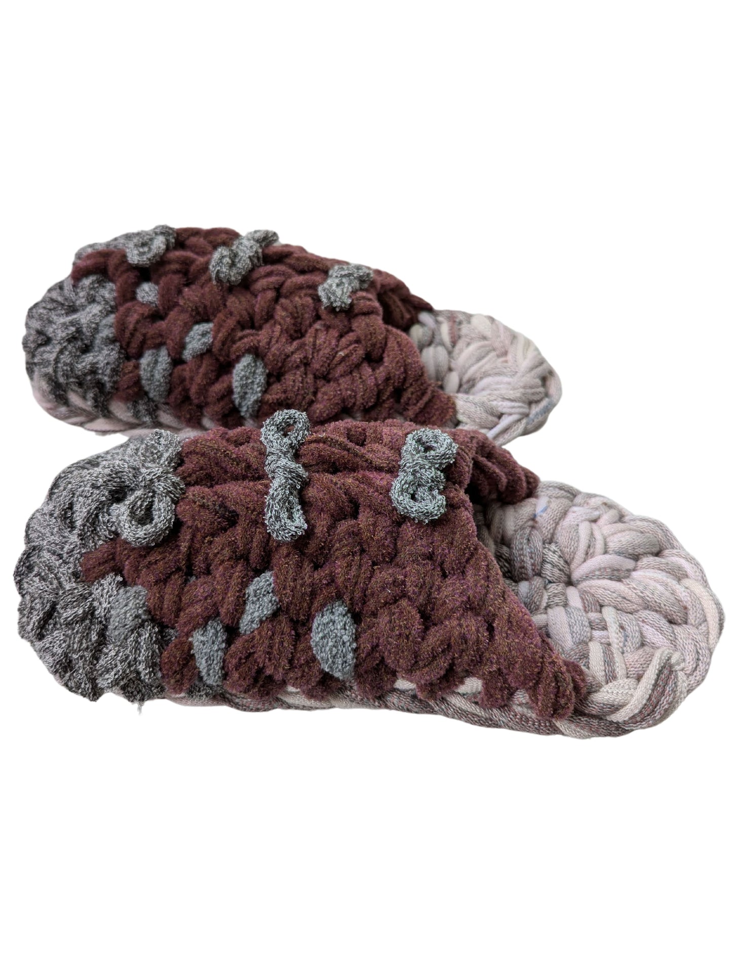 Medium | Knit up-cycle slippers 2024-M119 [Medium]