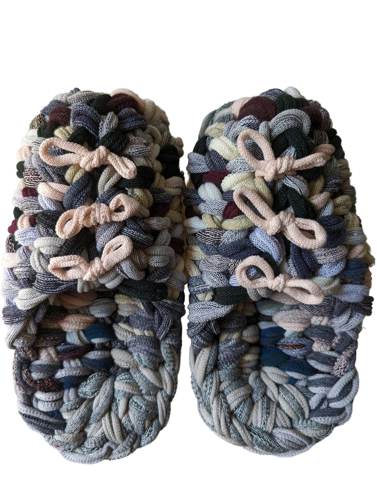 Medium | Knit up-cycle slippers 2023-M08 [Medium]