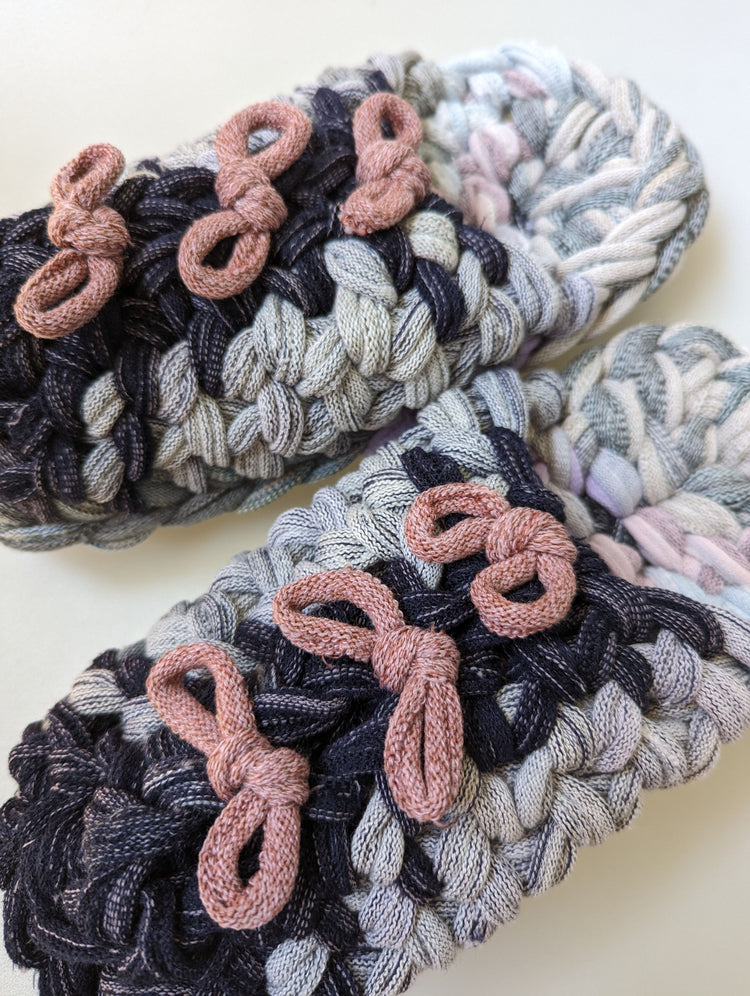 Large | Knit up-cycle slippers 2023-L17 [Large]