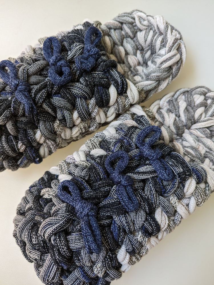 Large | Knit up-cycle slippers 2023-L31 [Large]
