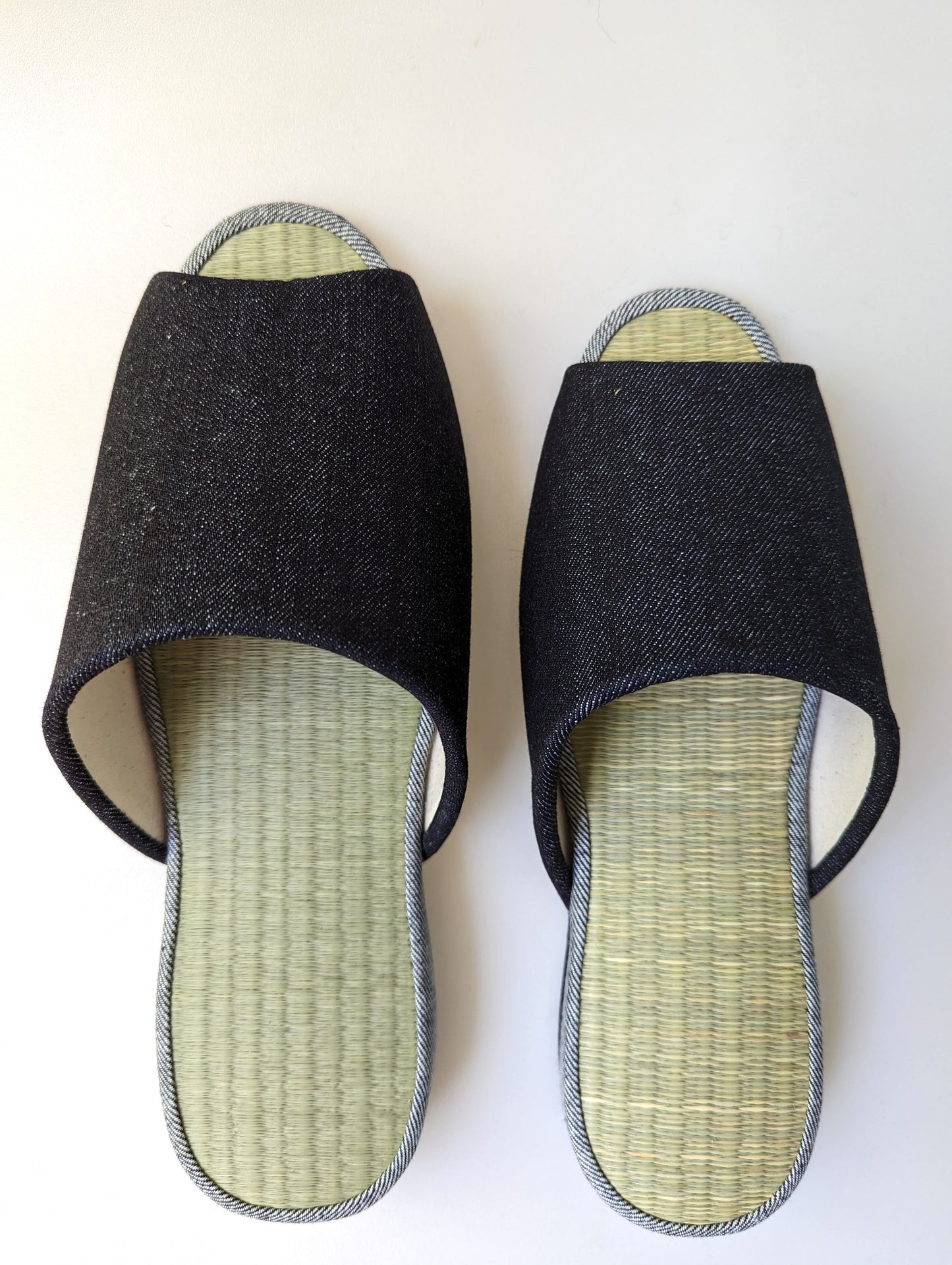 Open-toe TATAMI Denim Slippers A-Type [Black Wool Felt Sole] / Simple [Denim Hiroshima]