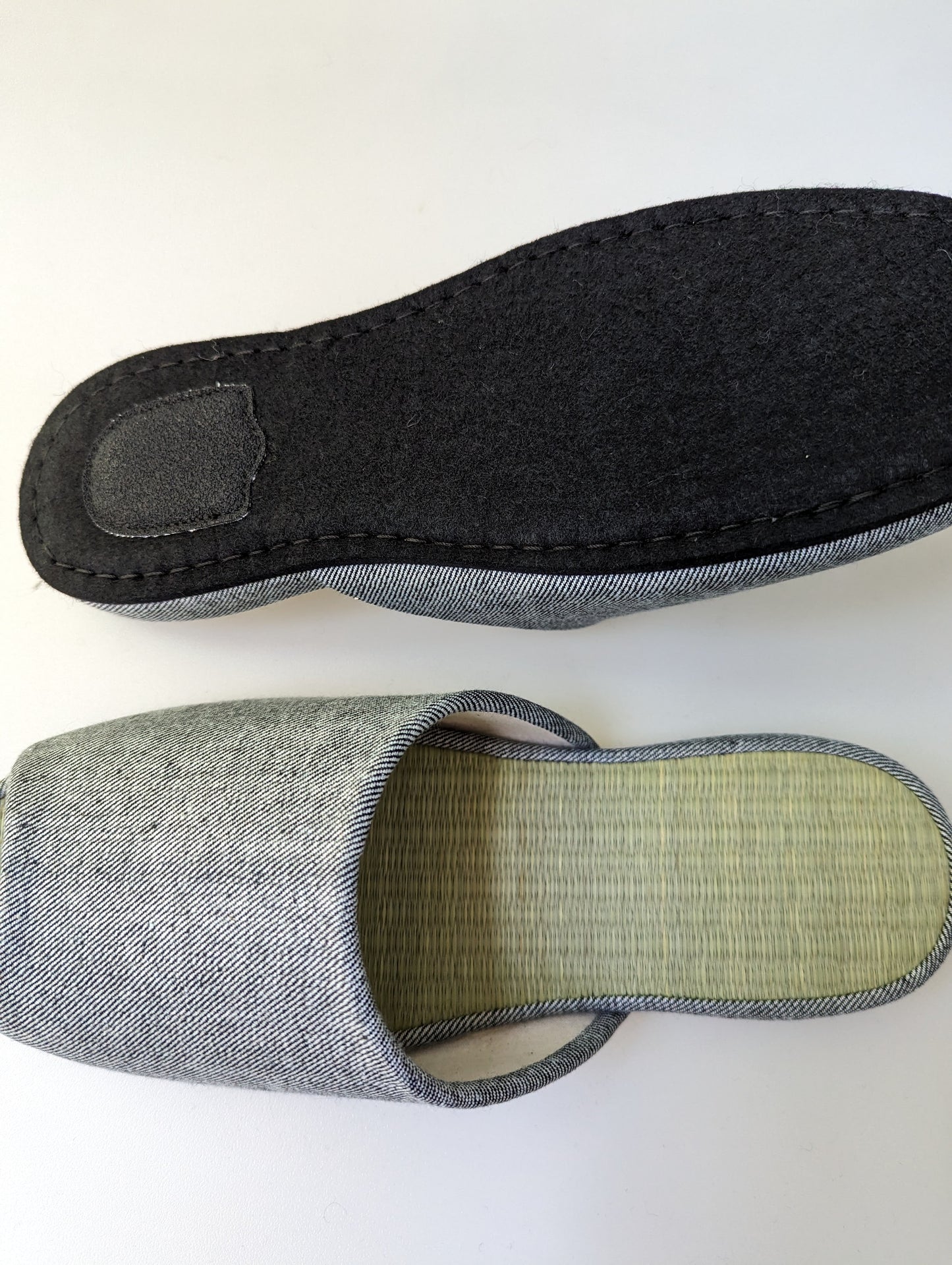 Open-toe TATAMI Denim Slippers B-Type [Black Wool Felt Sole] / Simple [Denim Hiroshima]