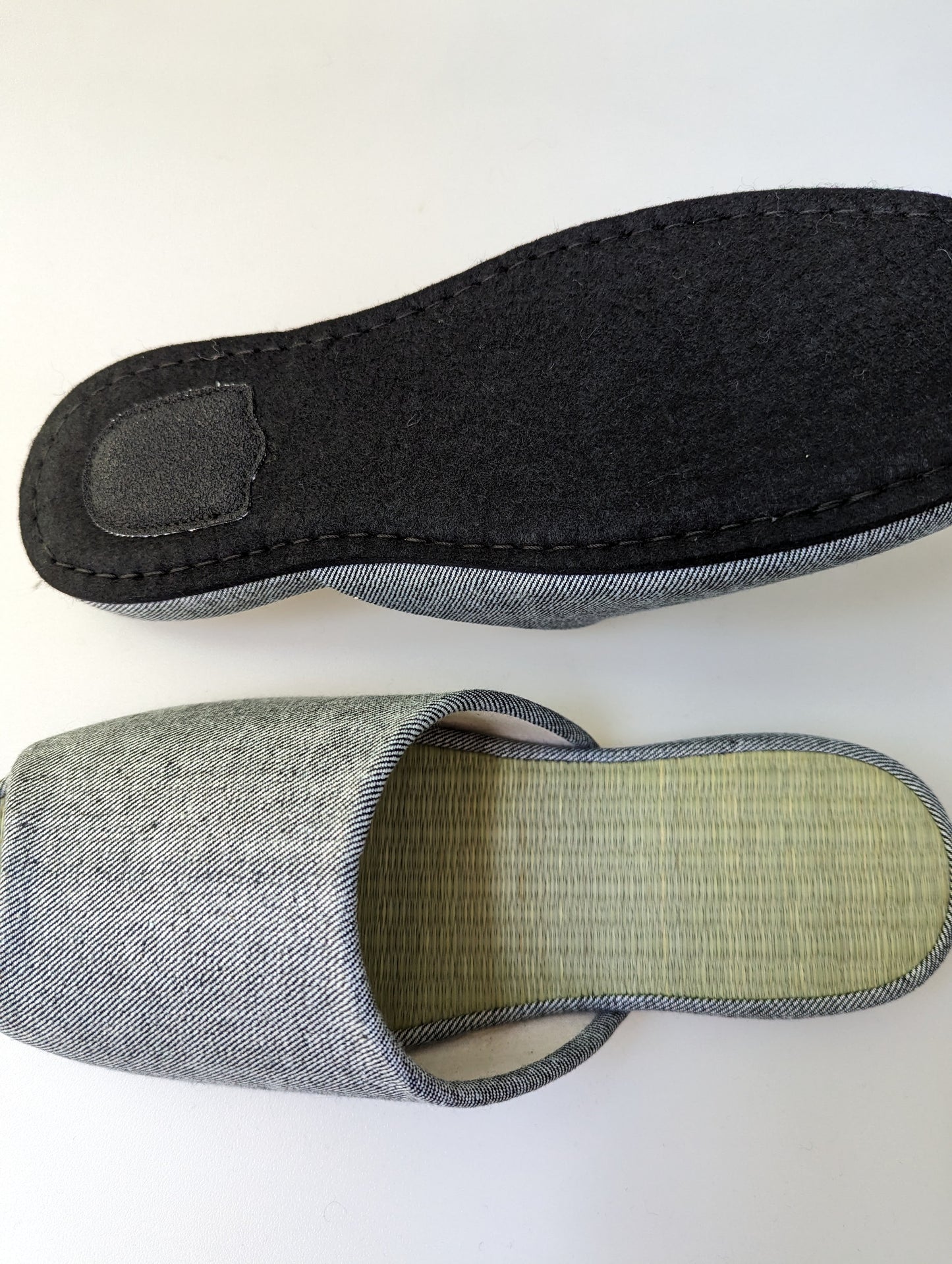 SALE Open-toe TATAMI Denim Slippers B-Type [Black Wool Felt Sole] / Simple [Denim Hiroshima]