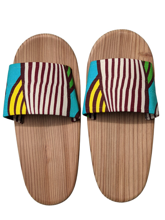 Medium: Wooden slippers natural Japanese cedar SHIMAKO ha GOJIMU #02