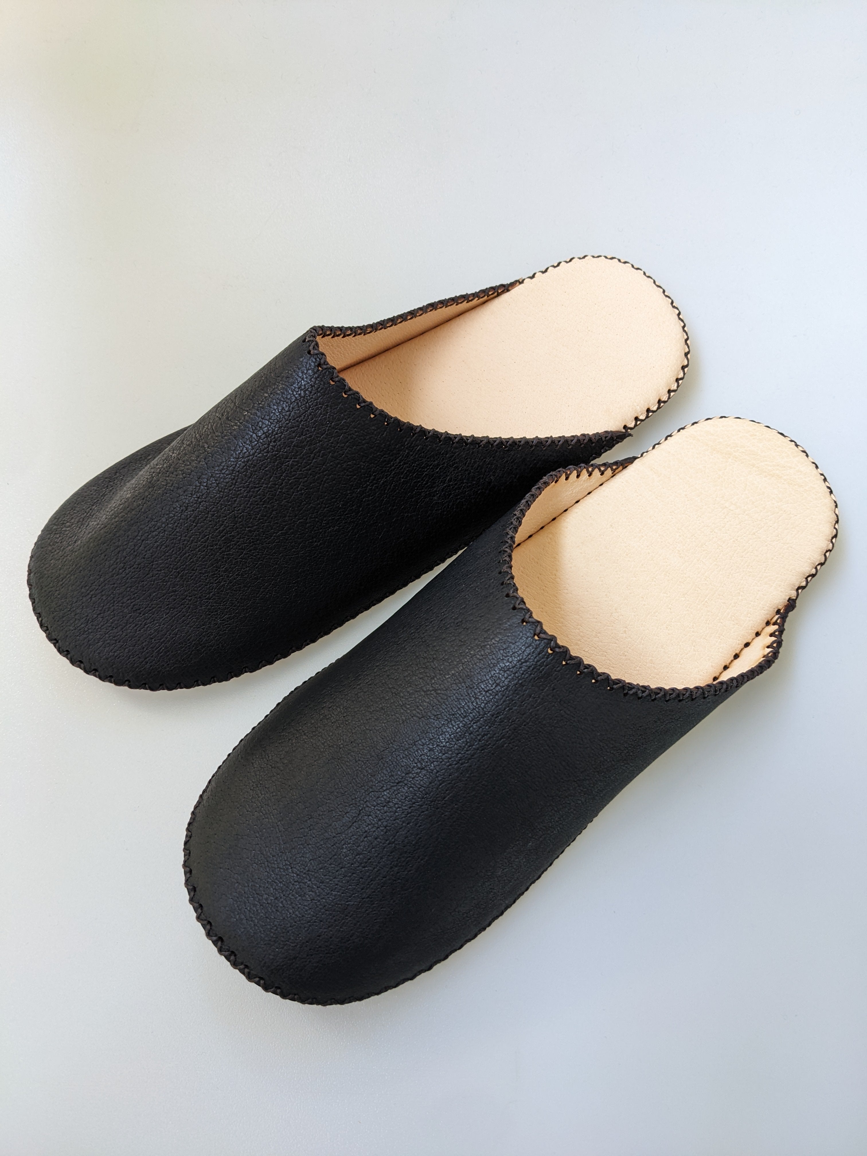 Tokyo Leather Heiwa Slippers Black