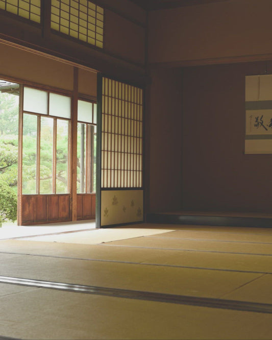 Japanese tatami slippers made with Hiroshima denim and natural igusa mat, handcrafted in Japan.